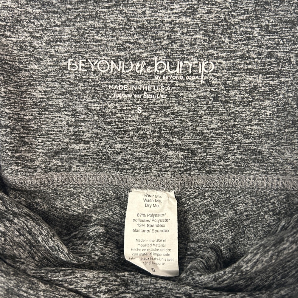 Beyond the Bump Charcoal Gray Maternity Leggings - Picture 4 of 4